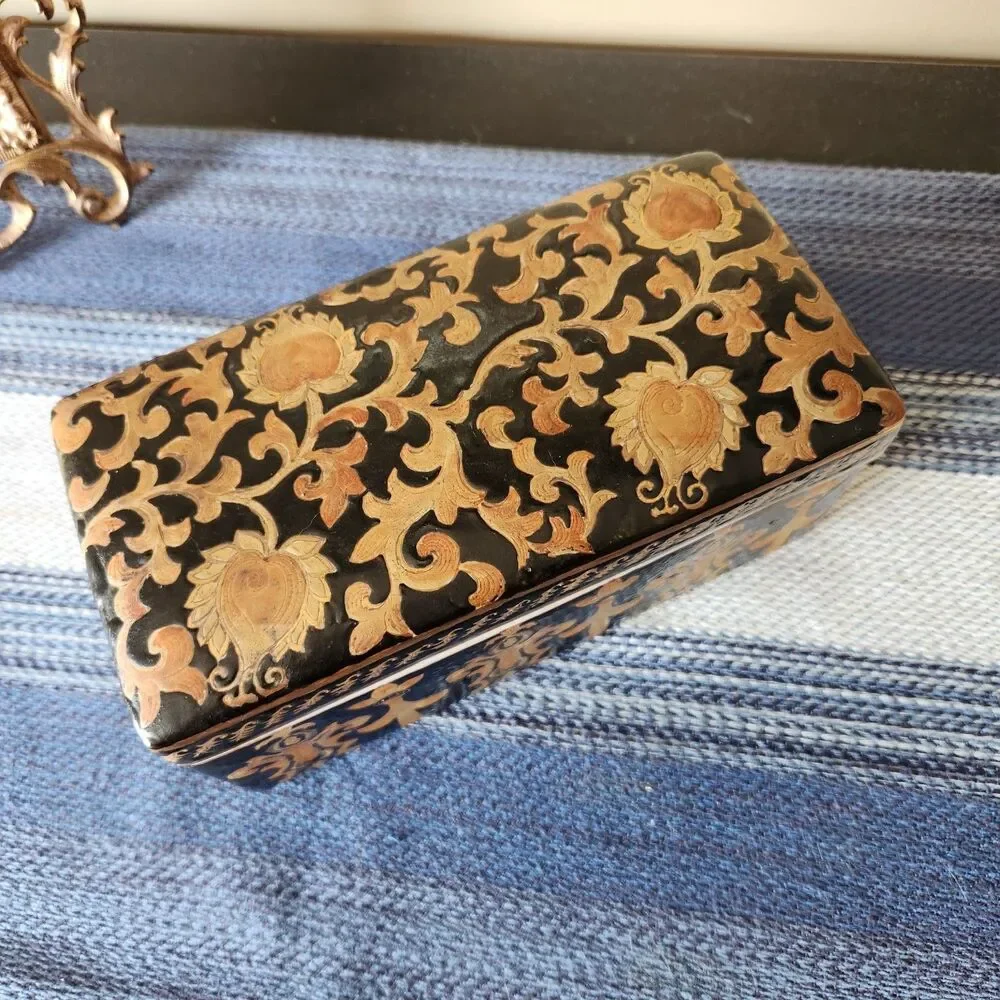 Vintage Heavy Oriental Accent Ceramic Trinket Box Black/Gold Rocco Chinoiserie